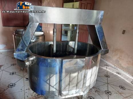 Tanque mezclador de quesos con camisa de acero inoxidable de 300 litros Queijomatic