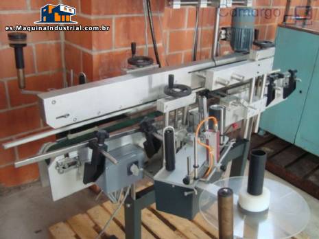 Etiquetadora autom�tica para cartuchos de Bauch Campos