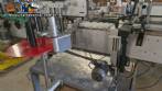 Etiquetadora autom�tica de doble cabezal para botellas planas Bauch Campos