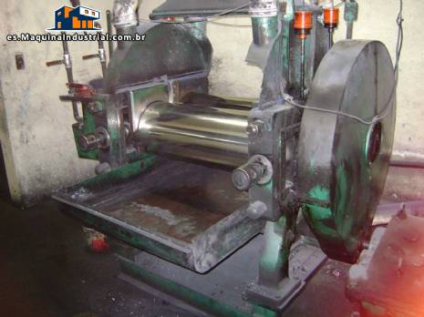 Conjunto de m�quinas para trabajar con goma