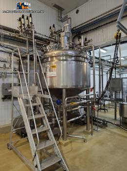 Mezclador de tanque de compensaci�n con camisa de acero inoxidable Biaso de 2000 litros