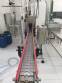 L�nea para llenado de salmuera, inserci�n manual de producto y taponado autom�tico