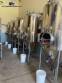 Lnea de fbrica para la produccin de cervezas de barril de 15.000 litros con cocina de tres bloques