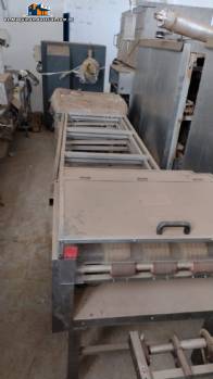 Línea de obleas con 64 planchas Haas Línea de obleas con 64 planchas Haas