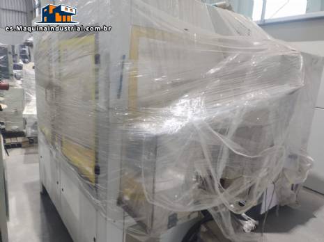 Máquina etiquetadora automática de rollos para etiquetas BOPP Narita Máquina etiquetadora automática de rollos para etiquetas BOPP Narita